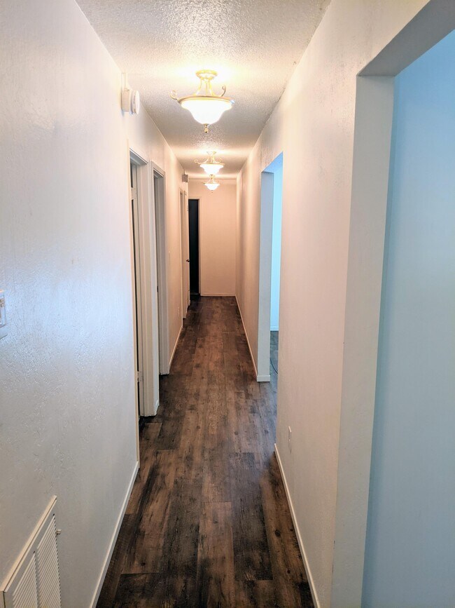 Foto del edificio - 636 Partridge Rd