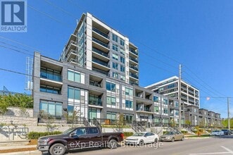 Building Photo - 63 Arthur St S