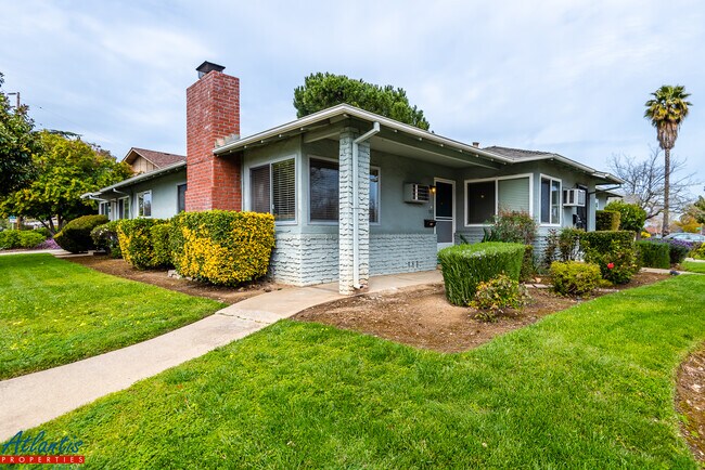 Foto del edificio - 5195 Redstone Dr