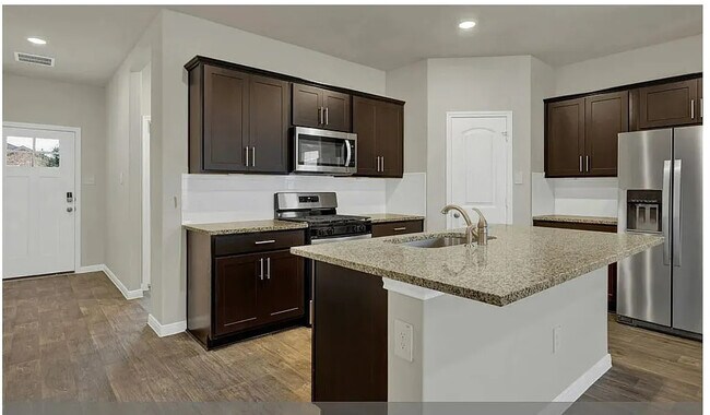Building Photo - Room in Single Family Home on Bethpage Dr
