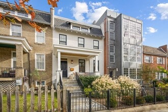 Building Photo - 1145 5th St NE