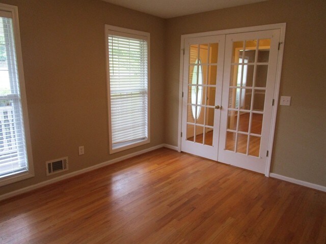 Building Photo - 1013 Fieldstone Drive