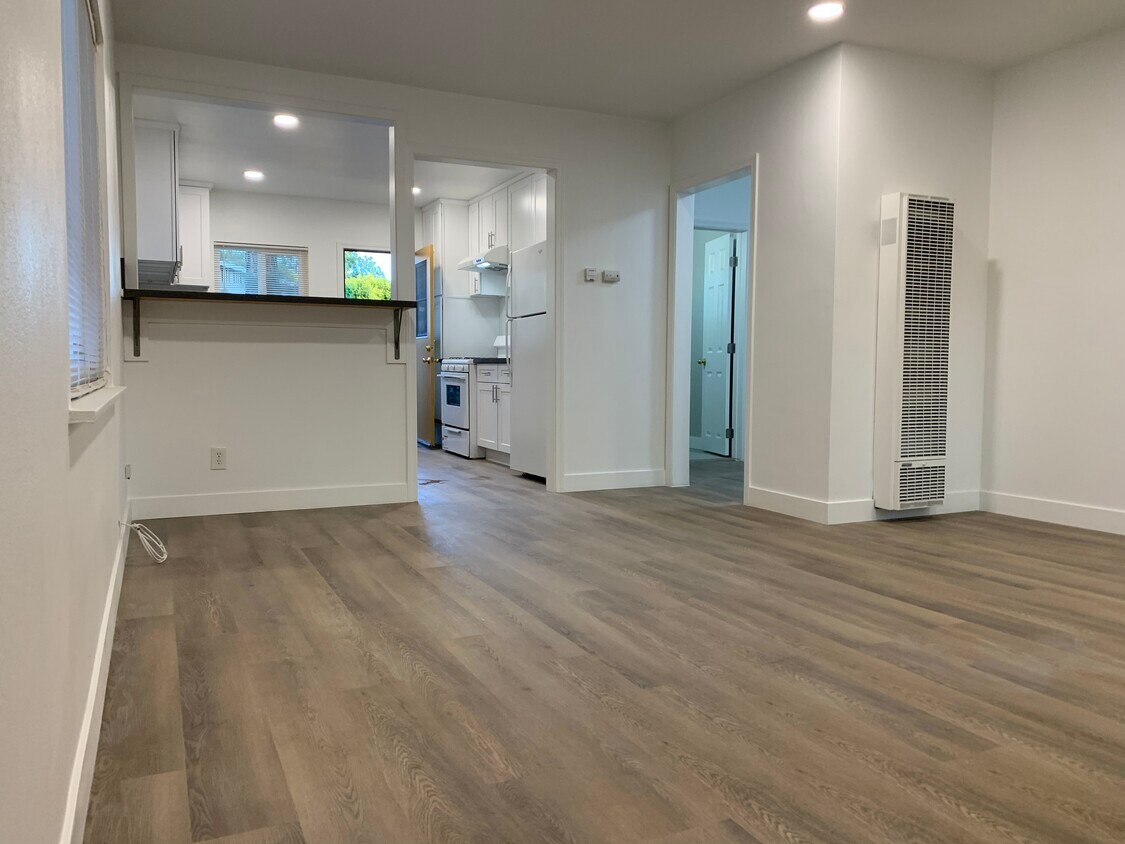 Foto principal - 245 E Lime Ave
