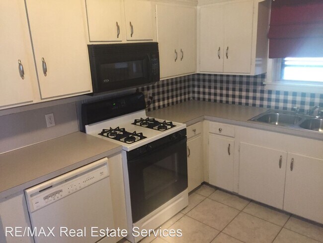Foto del edificio - 2 br, 1 bath House - 9135 Laurie Lane