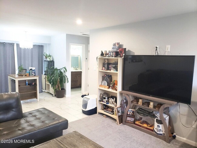 Foto del edificio - 45 Old Millstone Dr