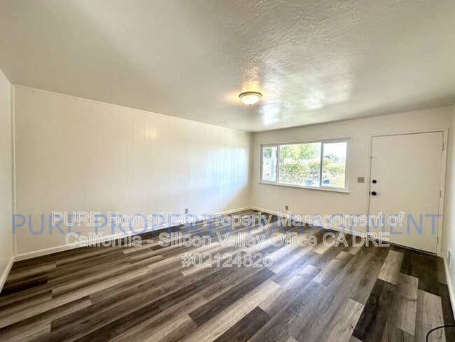 Foto del edificio - 555 Bridge St