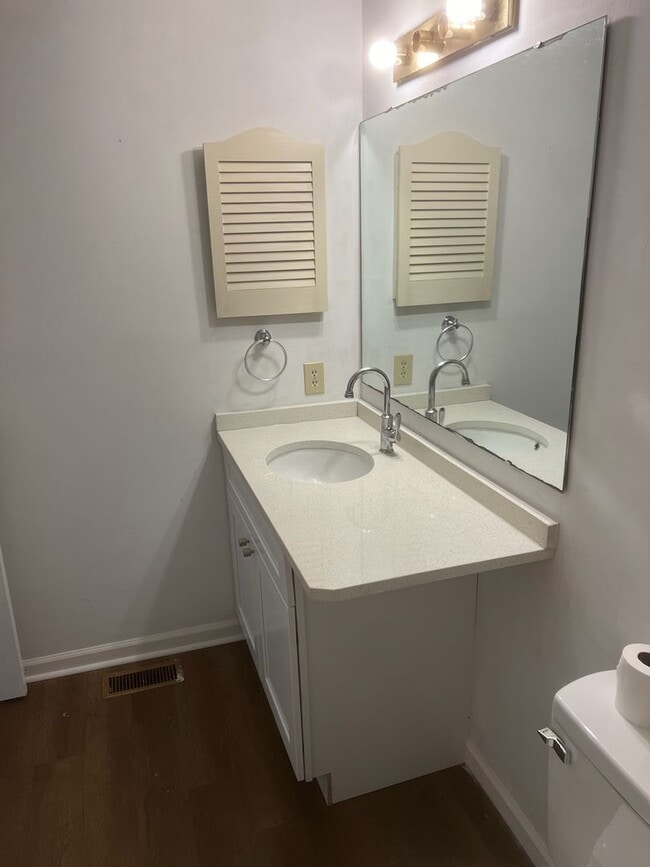 Building Photo - Easy Decision