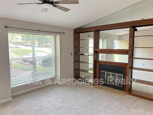 Building Photo - 5901 Suncreek Ct