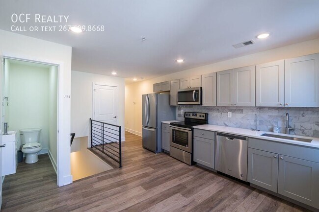 Foto del edificio - 2444 Frankford Ave