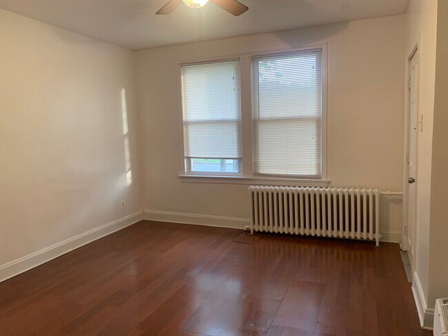Foto del edificio - 424 Newcomb St SE