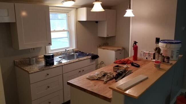 Building Photo - 54 Terrill St