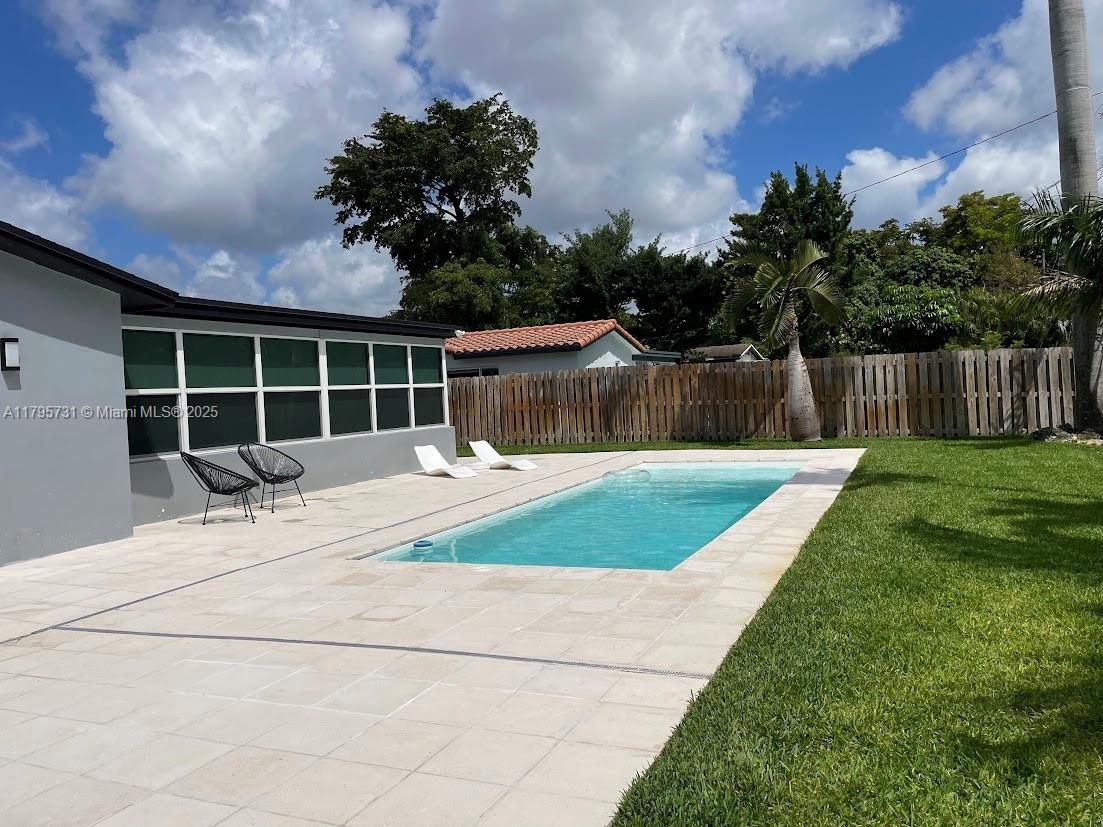 Foto principal - 401 S Highland Dr
