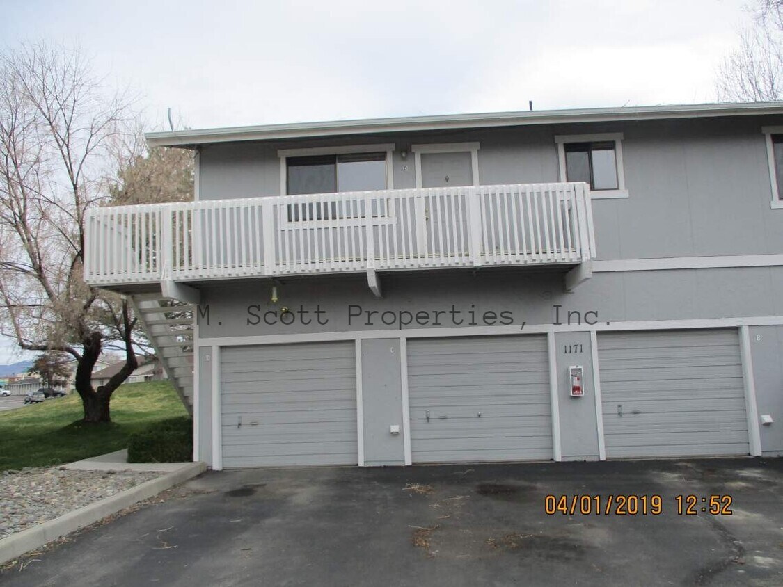1171 Town House Cir, Gardnerville, NV 89410 Townhome Rentals in