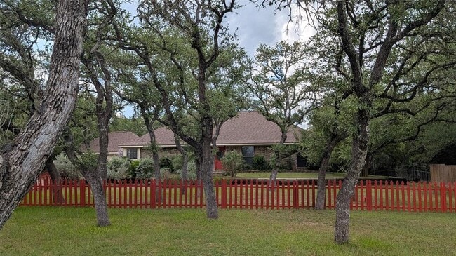 Building Photo - 2738 Oak Haven
