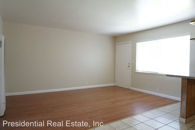 Foto del edificio - 2481 Skylark Dr