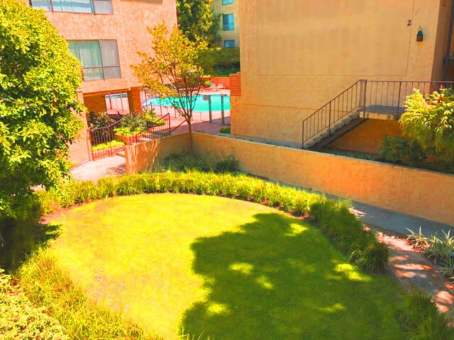 Foto del edificio - 6250 Buckingham Pkwy