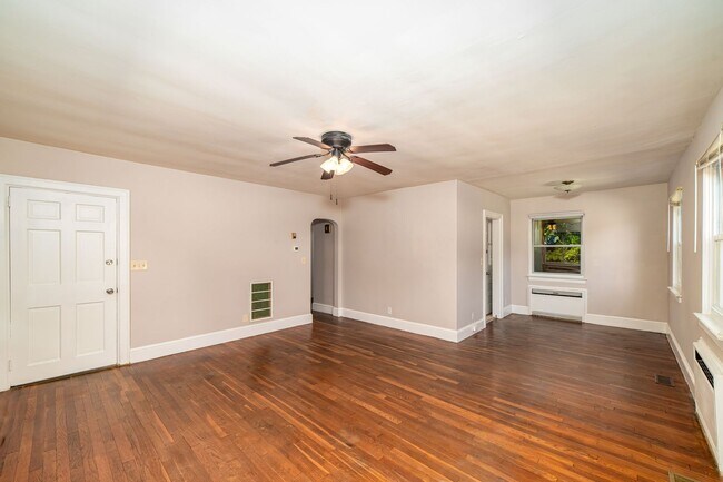 Foto del edificio - 3117 Sterling Point Dr