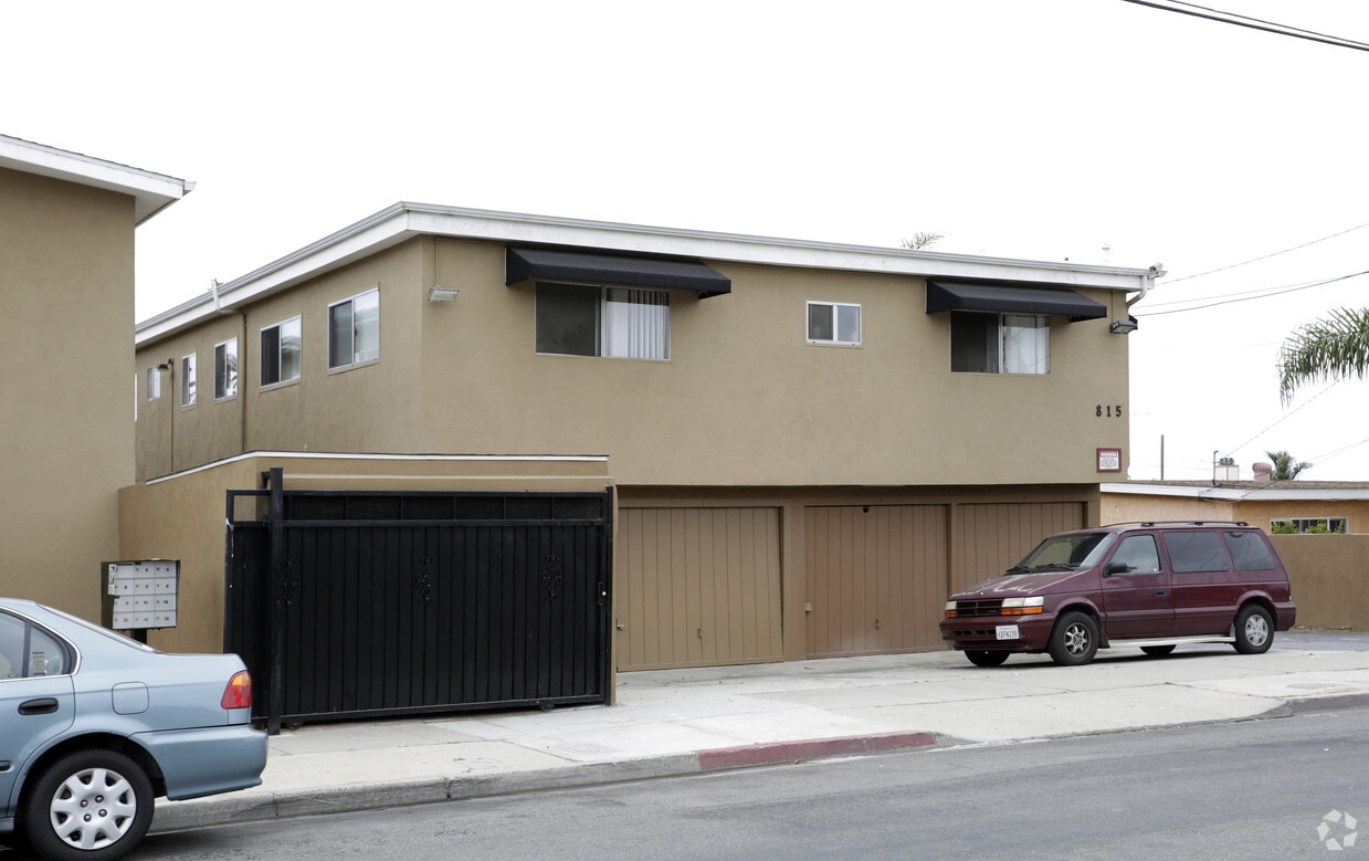 Building Photo - 815 Langford St