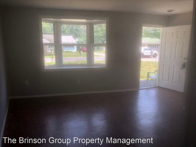 Building Photo - 2 br, 1 bath House - 161 Kinsley Road