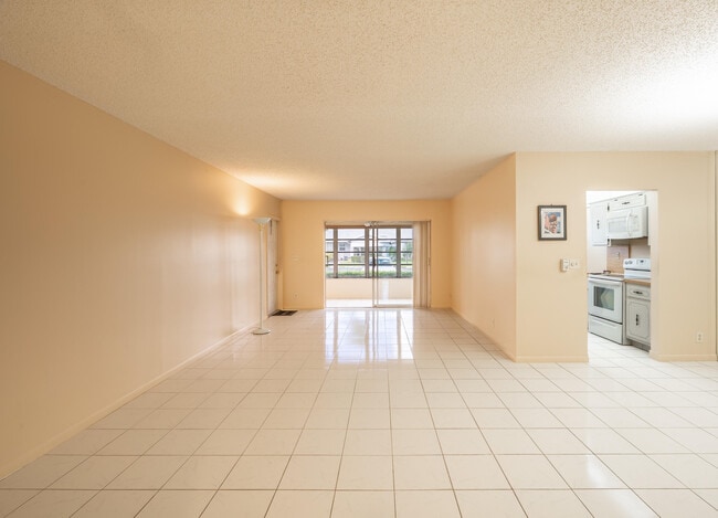 Building Photo - 14579 Canalview Dr