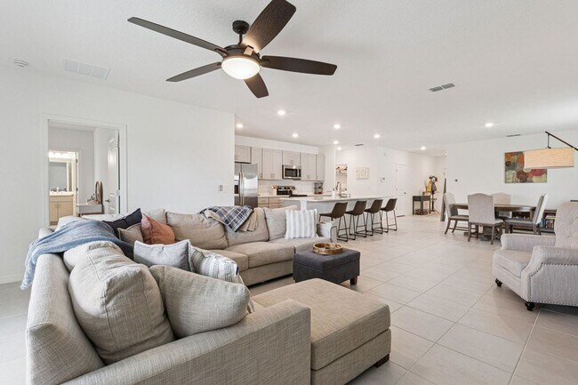 Foto del edificio - 1099 Calico Pointe Cir