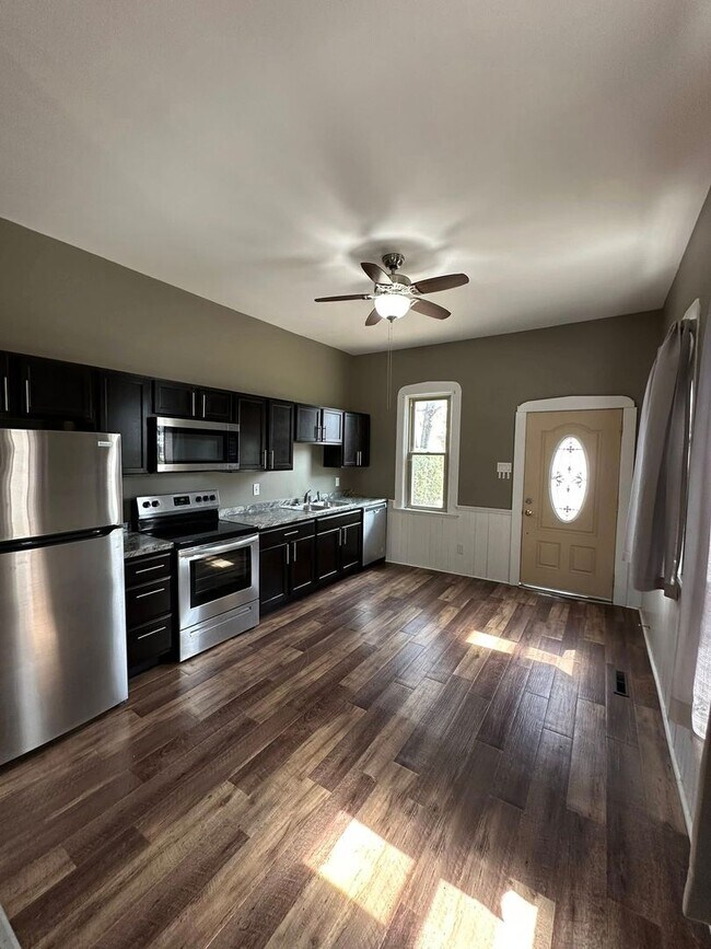 Foto del edificio - 309 S 8th St