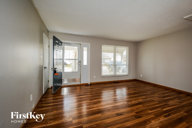 Building Photo - 1036 Drexel Dr