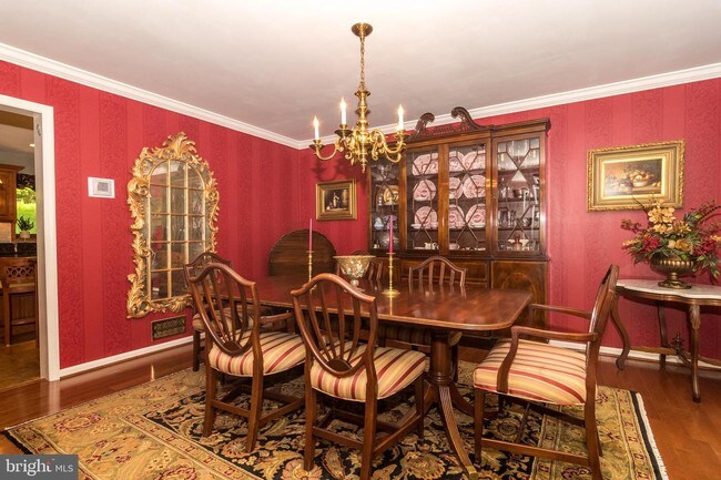 Foto del edificio - 365 Burgundy Ln