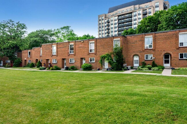 Photo du bâtiment - 150 - 160 Cactus Avenue