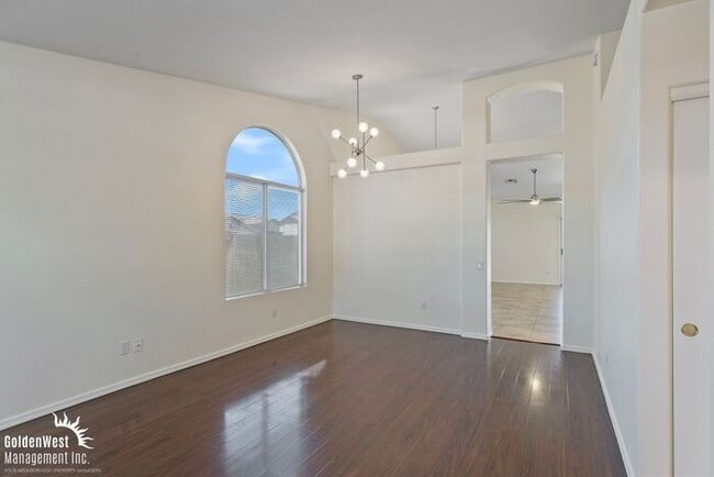 Photo - Charming 3Bdm 2Ba Home with Private Backyard!