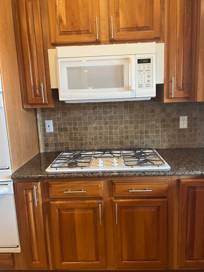 Building Photo - 8152 Cane Creek Mill Ct