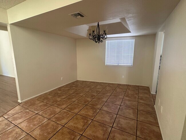 Foto del edificio - 7821 N 21st Ln