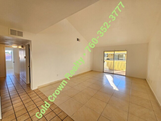 Foto del edificio - Condo for Rent in Gated Community