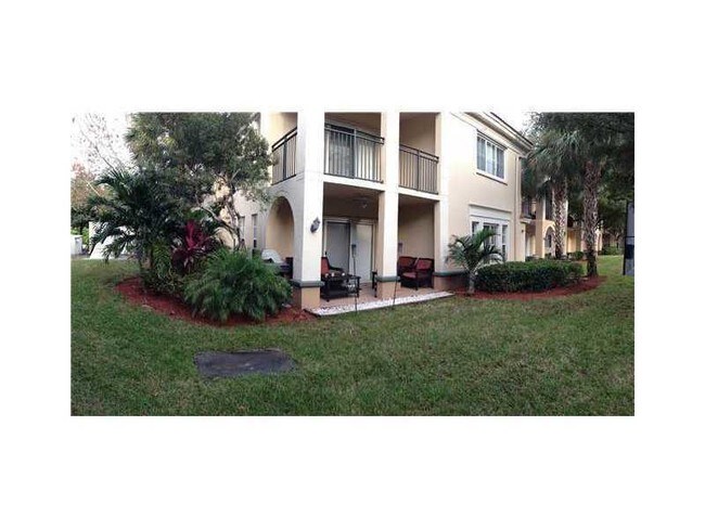 Building Photo - 2474 Centergate Dr