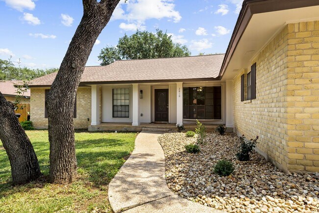 Foto del edificio - 3 Bedroom/2.5 Bath Oak Meadow Subdivision