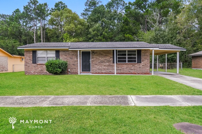 Foto principal - 11042 Bacall Rd W