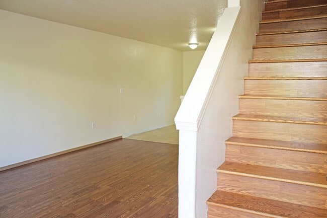 Building Photo - 3548 SE 119th Ave