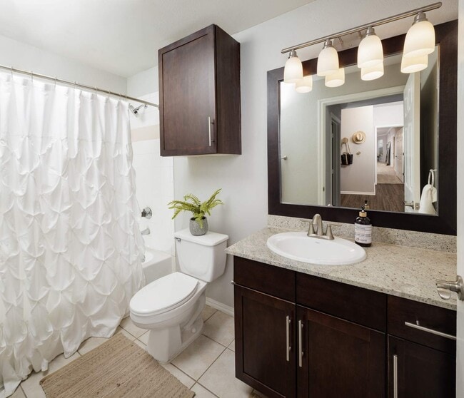 Building Photo - Eastbridge Apartments