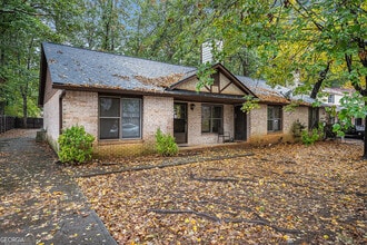 Building Photo - 2610 Golfview Terrace SE Building Photo - 2610 Golfview Terrace SE