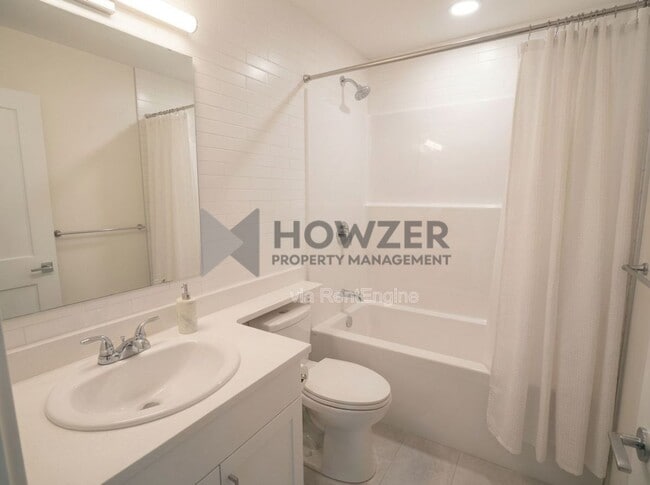 Foto del edificio - 24 Crocker Dr