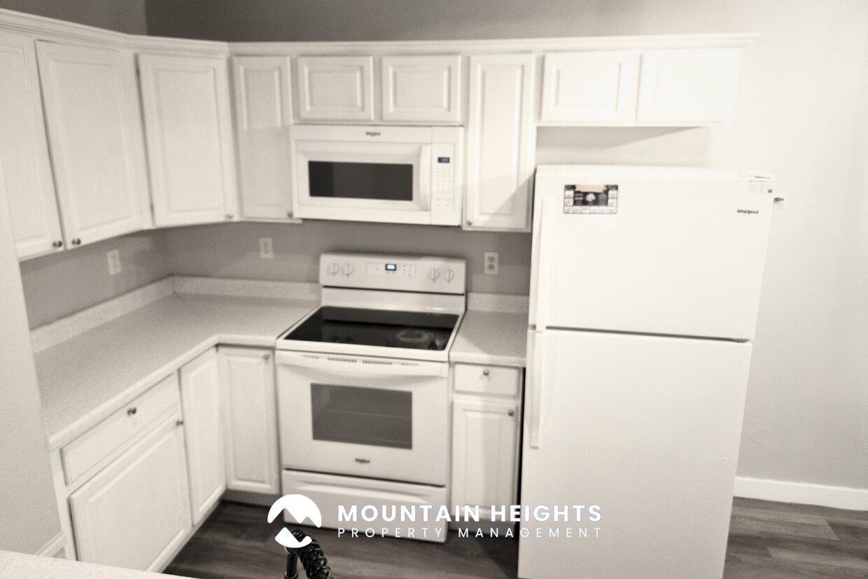 Photo - 26 W 7500 S (Midvale, UT)