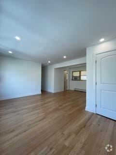 Building Photo - 307 9th St