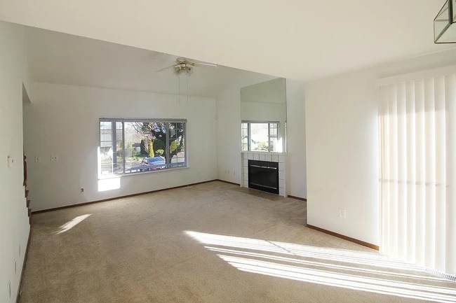 Building Photo - 8516 23rd Street Ct W