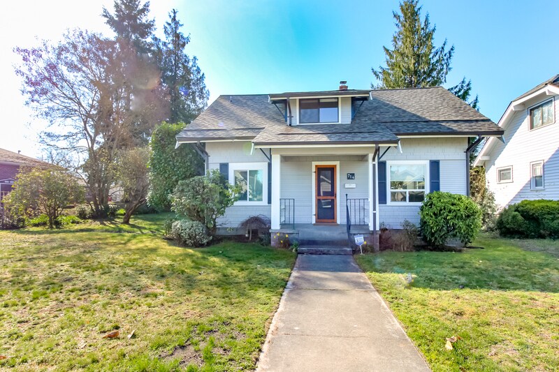Foto principal - 714 S 51st St