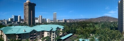 Building Photo - 3009 Ala Makahala Pl
