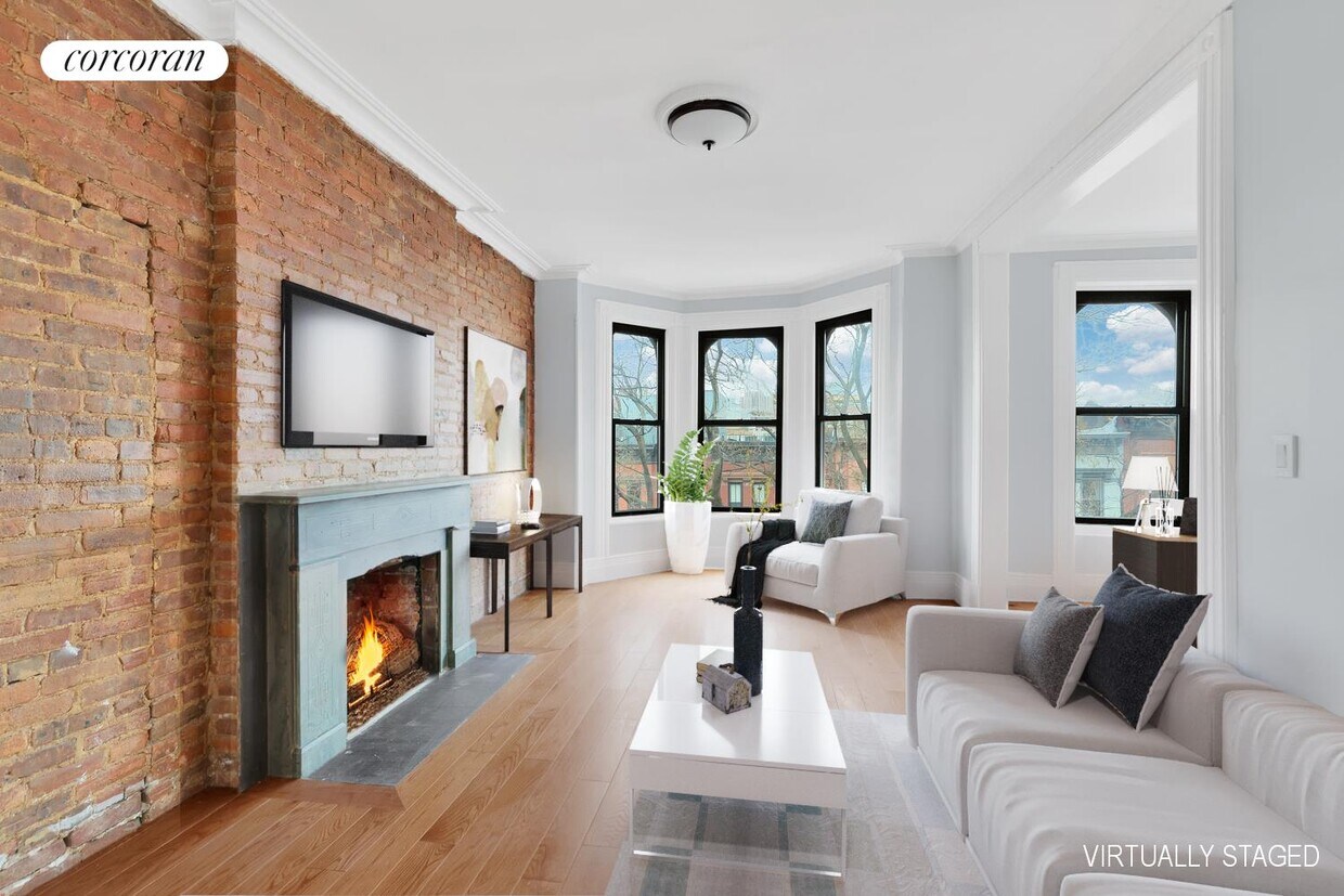 Primary Photo - 590 10th St