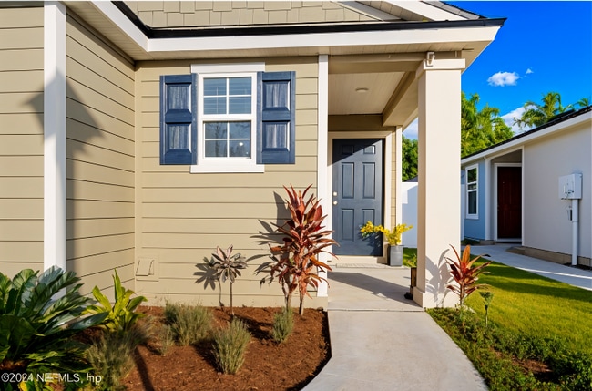 Building Photo - 6021 Bucking Bronco Dr