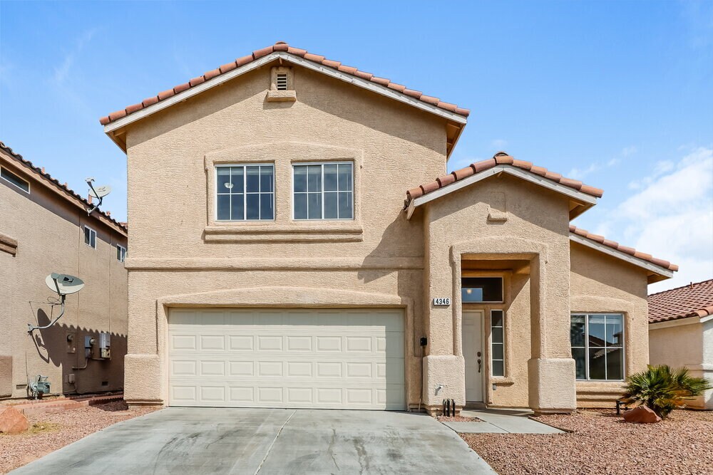 Primary Photo - 4346 Ivory Jade Ave