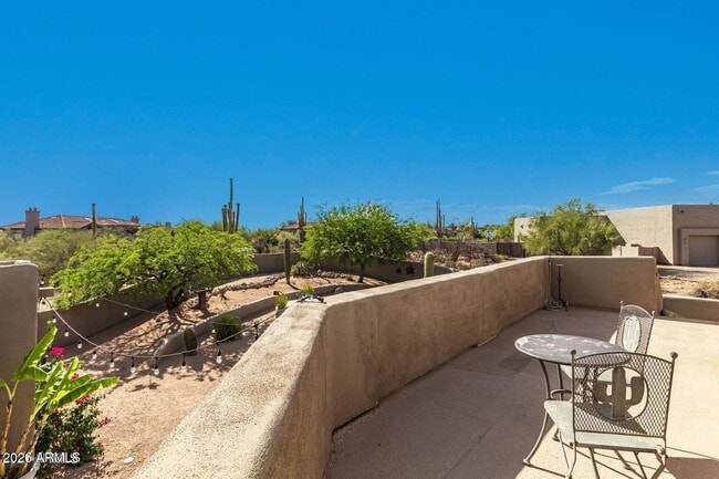 Foto del edificio - 7280 E Mary Sharon Dr