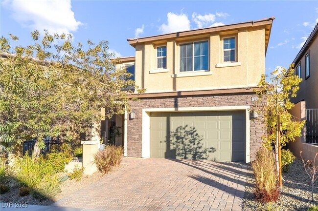 Foto del edificio - 2902 Tremont Ave